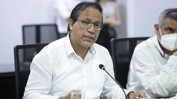 Fiscalía incluye a ministro Roberto Sánchez en investigación a Pedro Castillo por presunta organización criminal